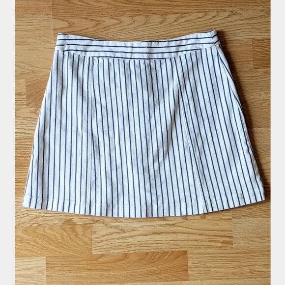 Altar'd State White and Blue Button Striped Skirt Size Medium - Picture 7 of 8